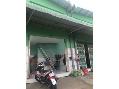 2. Bán kho nhỏ 250 m2, điện 3pha, tại thị trấn Đức Hòa, Long An