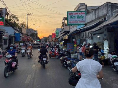 2. Nhà Mặt Phố - Đường Nguyễn Văn Quá, Phường Đông Hưng Thuận, Quận 12, TPHCM