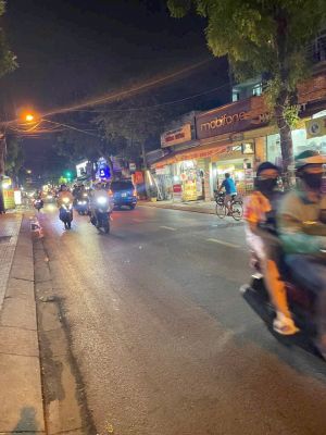 3. Nhà Mặt Tiền 4 Tầng – Đường Nguyễn Văn Quá, Quận 12 – TP HCM